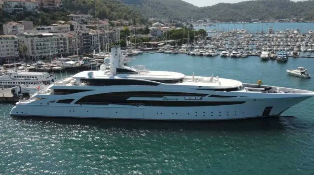 Kazak Milyarderin Mega Yatı Fethiye’ye Demirledi 6